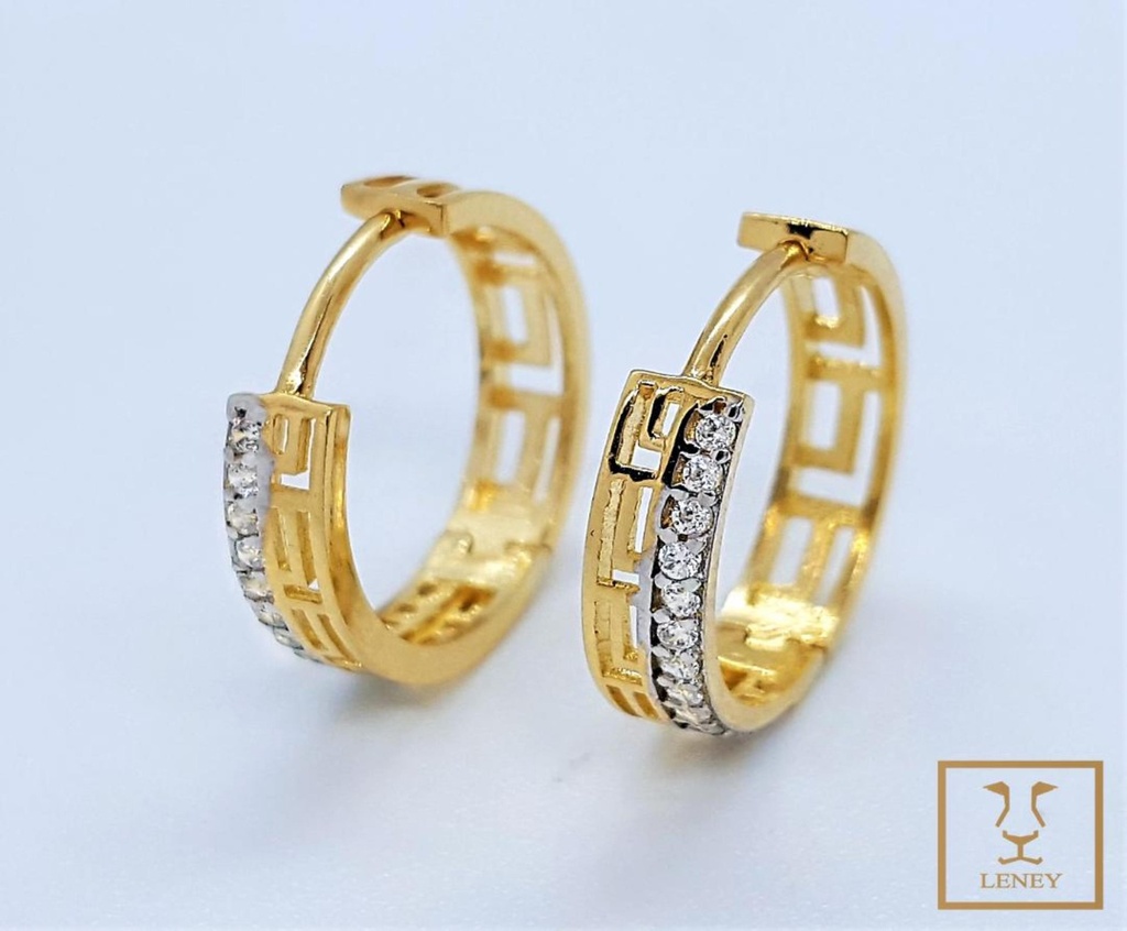 ARETE HUGGIE CALADO GIVENCHI