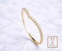 ANILLO CINTILLO EN V DE
