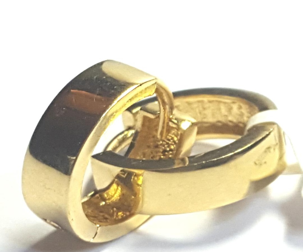 ARETE HUGGIE LINEAS RECTAS