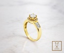 ANILLO SOLITARIO BRILLANTE CENTRAL