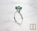 ANILLO SOLITARIO ESMERALDA CENTRAL