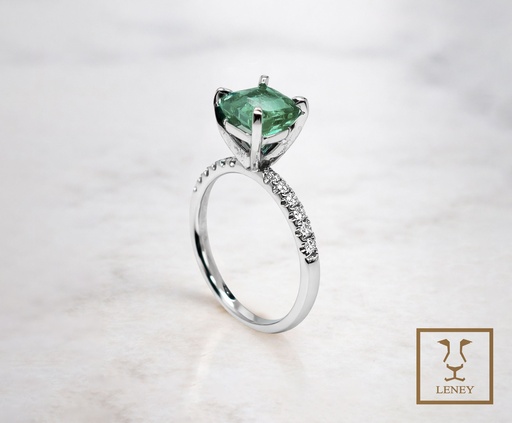 [1556W4] ANILLO SOLITARIO ESMERALDA CENTRAL